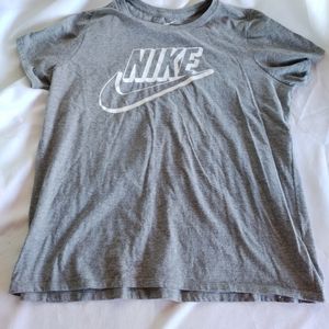Nike tshirts